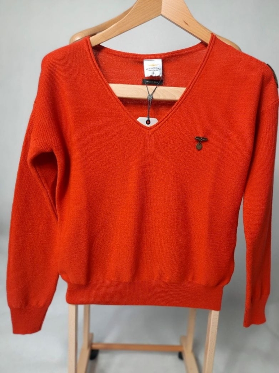 152MA939DL274 (1).jpg